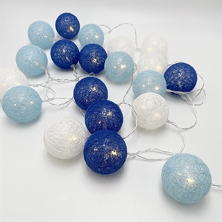 Isblå Drømmelyskæde – 20 bolde 